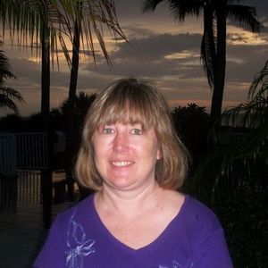 Meet your Posher, Suzanne